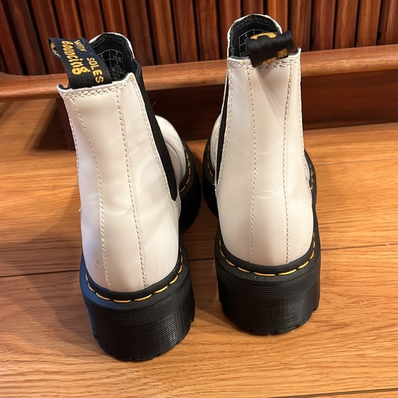 Dr Martens 2976 Platform Chelsea Boot - Picture 5 of 13